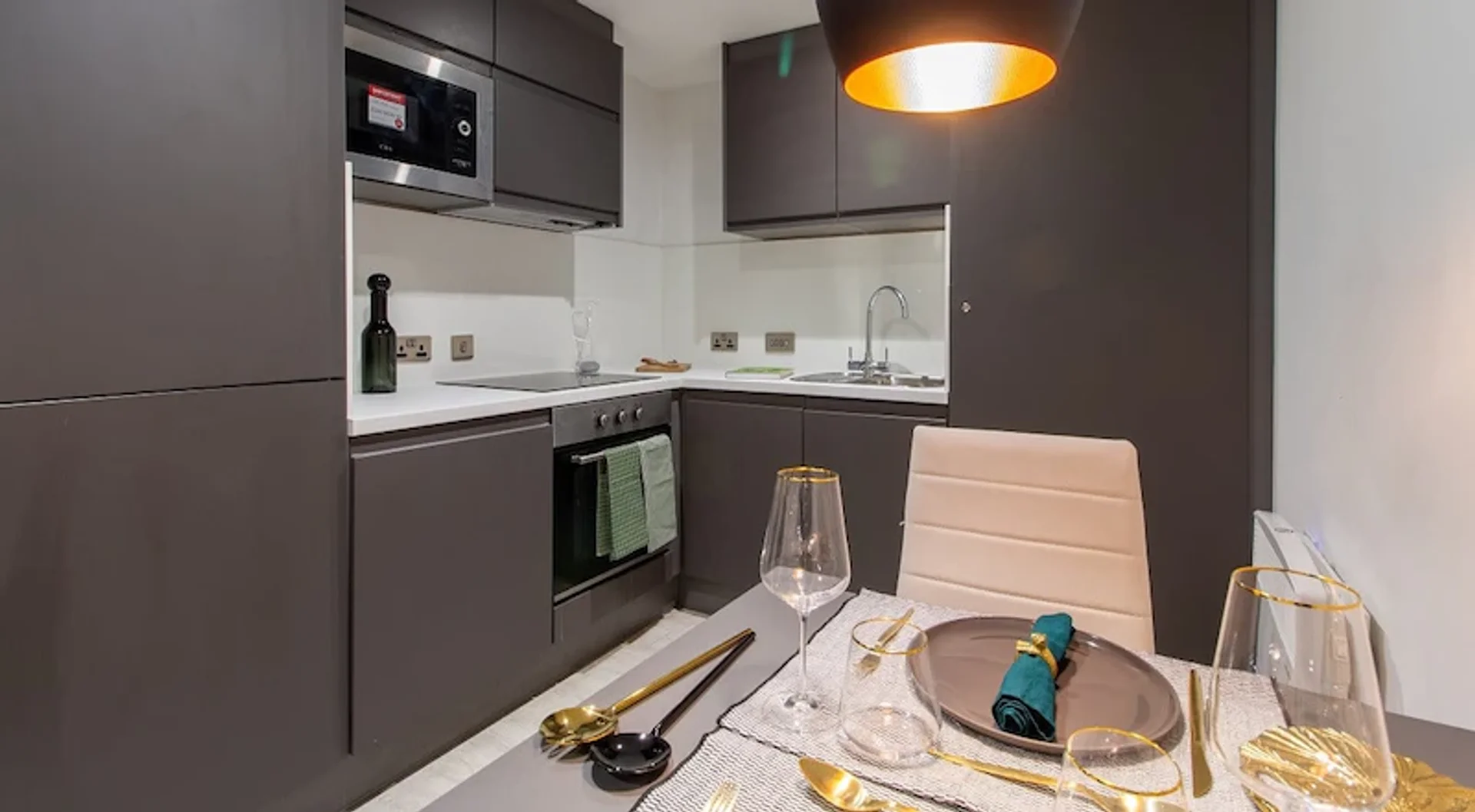 33 Parkside, Coventry CV1 2NE, United Kingdom
