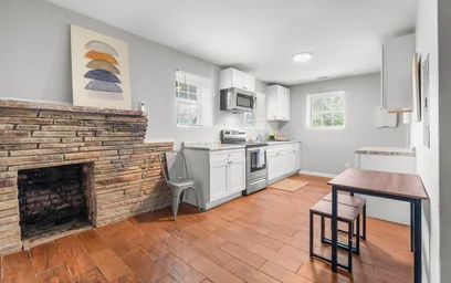Alojamiento entero en residencia en Street, GA, Atlanta, United States, 30314, imagen 15 de 21
