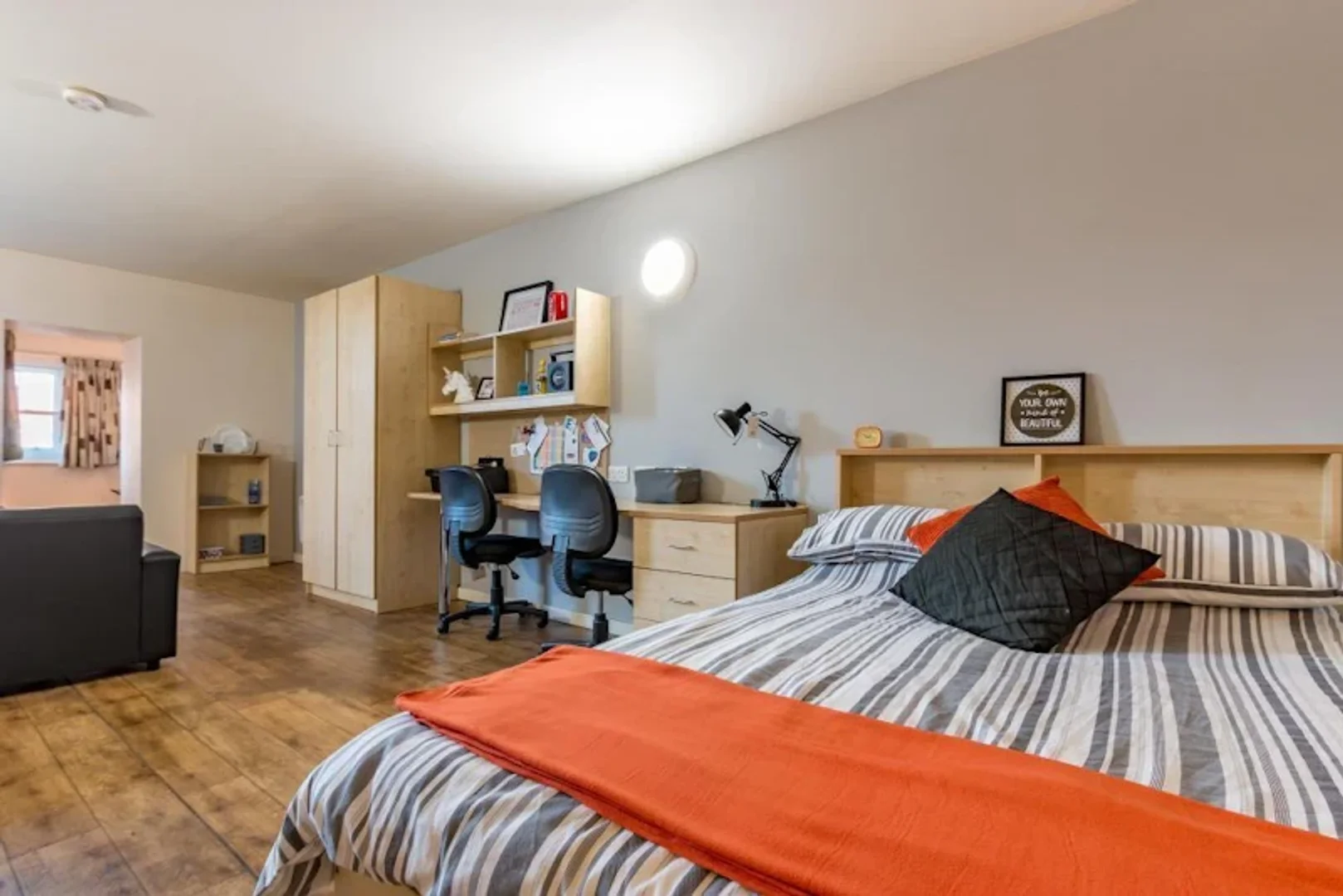 31-53 Lichfield St, Wolverhampton WV1 1EQ, UK