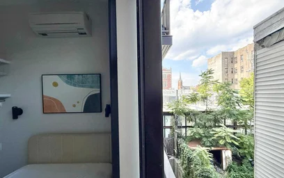整套公寓 在住宅内 在 763 Park Avenue, 2A, Williamsburg, Brooklyn, NY, 11206, 11的图像1