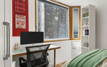 Appartamento intero in residence in 1-2 Education Square, London E1 1DF, United Kingdom, immagine 2 di 27