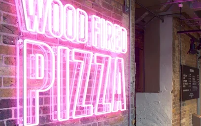 Appartamento intero in residence in 1-2 Education Square, London E1 1DF, United Kingdom, immagine 15 di 27