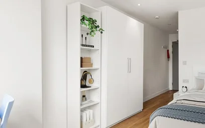 Appartamento intero in residence in 1-2 Education Square, London E1 1DF, United Kingdom, immagine 7 di 27
