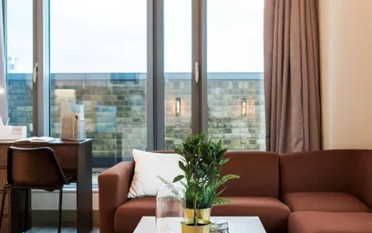 Appartamento intero in residence in 1-2 Education Square, London E1 1DF, United Kingdom, immagine 9 di 27