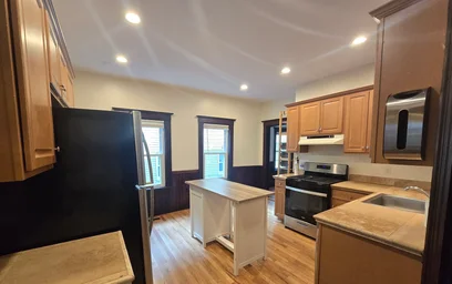 Apartamento inteiro em residência em 33, Tower St., Unit 1, Jamaica Plain, Boston, MA, 02130, imagem 7 de 24