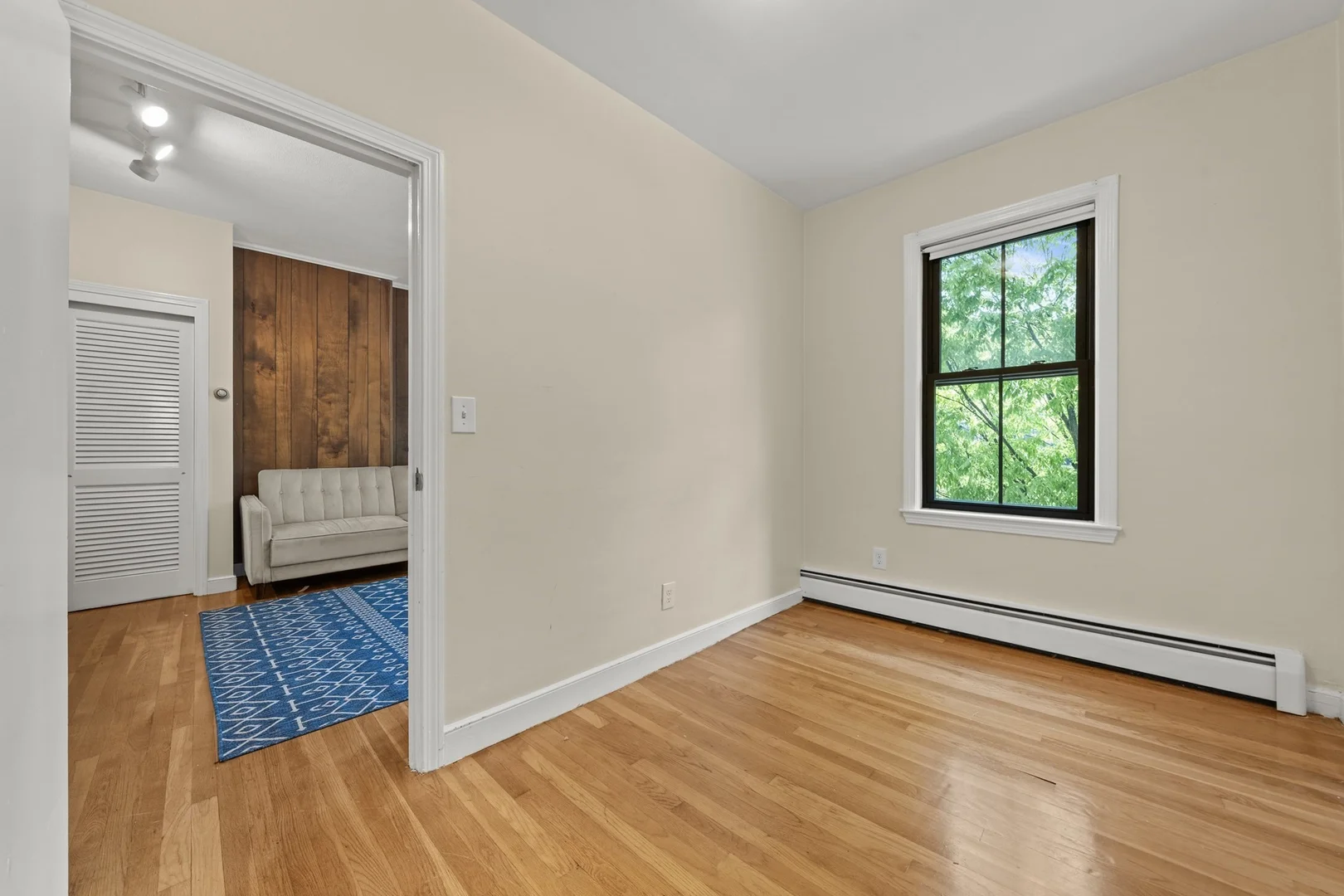 8, Wigglesworth, Unit 3, Mission Hill, Boston, MA, 02120