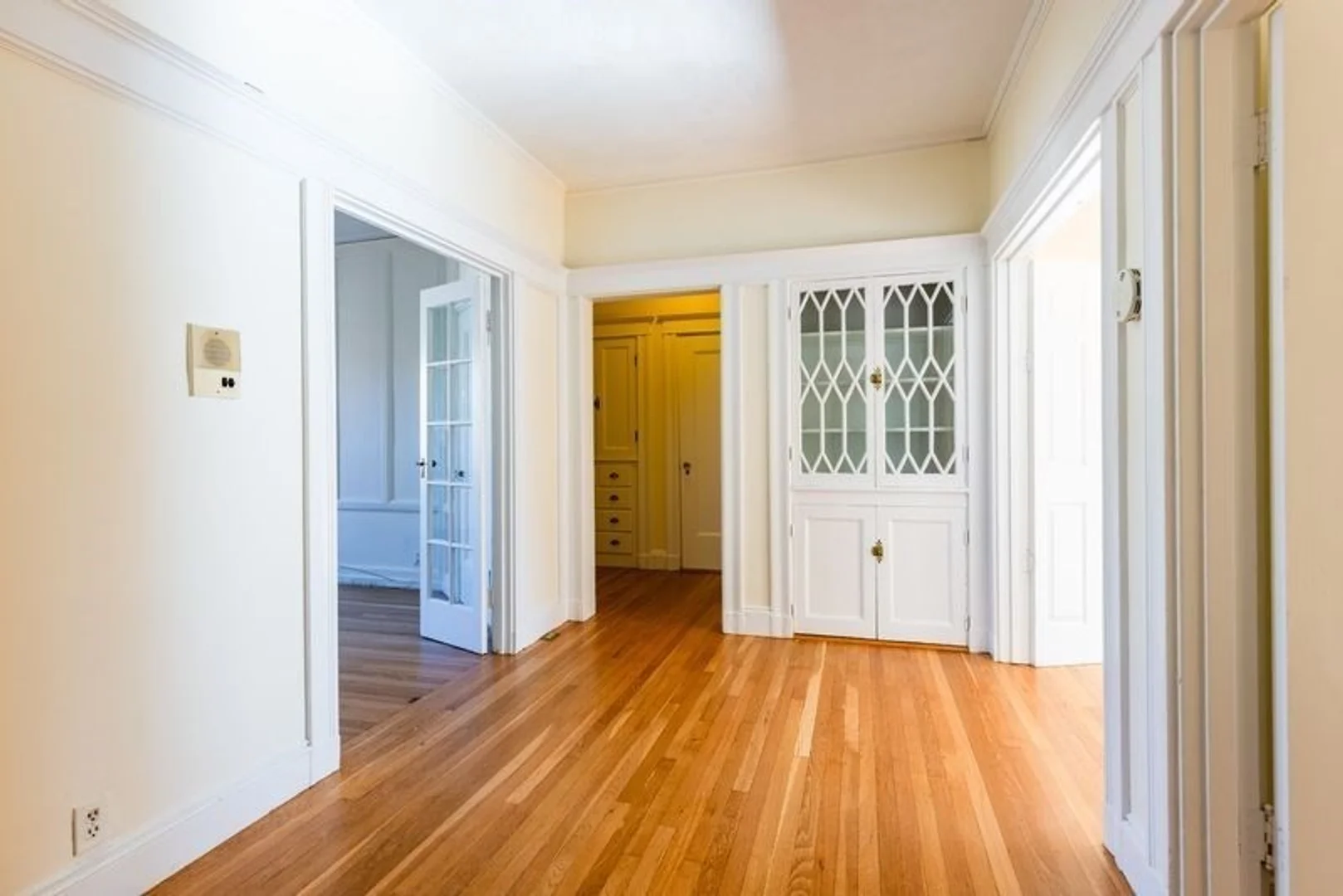 1263, Commonwealth Ave., Unit 4, Allston, Boston, MA, 02134
