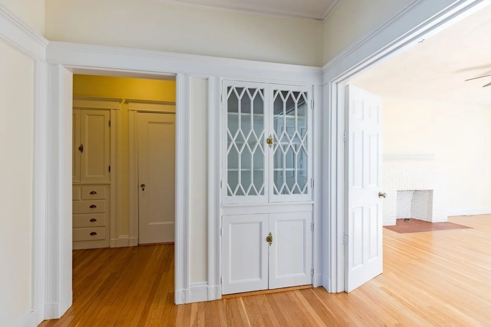 1263, Commonwealth Ave., Unit 4, Allston, Boston, MA, 02134