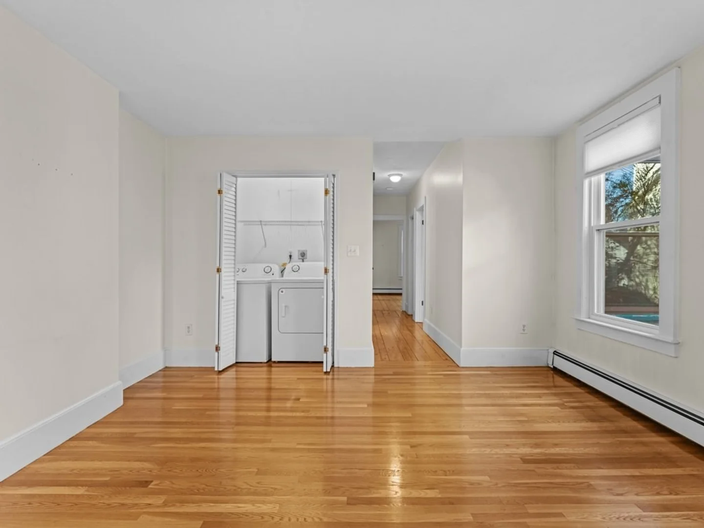 106, Pleasant St., Unit 2, Cambridgeport, Cambridge, MA, 02139