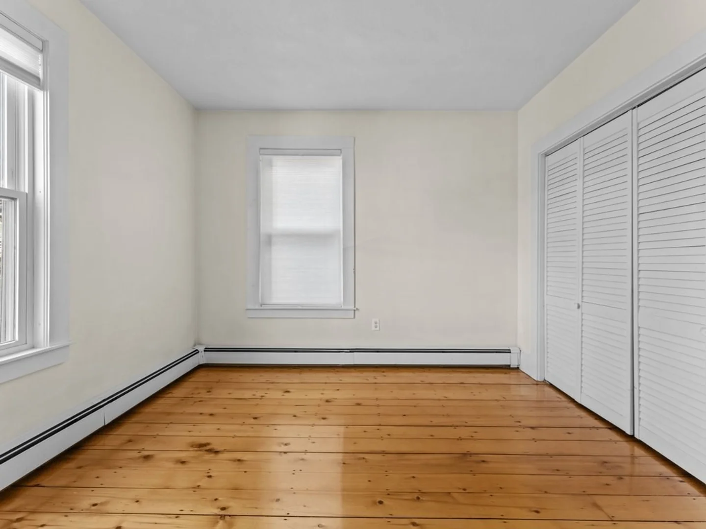 106, Pleasant St., Unit 2, Cambridgeport, Cambridge, MA, 02139