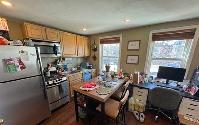 Studio en résidence à 735, Somerville Ave., Unit 1, Spring Hill, Somerville, MA, 02143, image 1 de 16