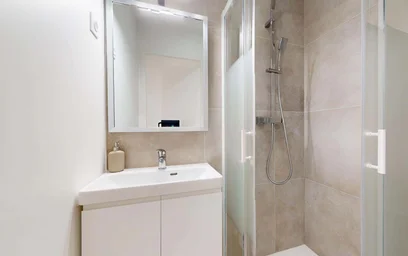 Habitación privada en 12 Rue de Provence, 13004 Marseille, France, imagen 6 de 14