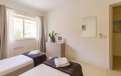Chambre privée à 109 Triq Il-Ghajn, Is-Swieqi, Malta, image 6 de 34