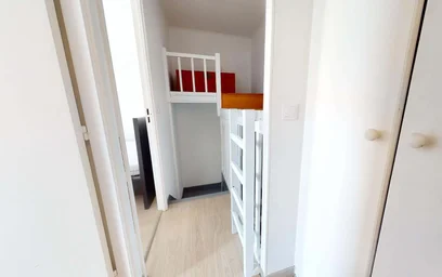 Özel oda konumu 25 Rue des Linandes Vertes, 95000 Cergy, France, 13 23 görüntüsü