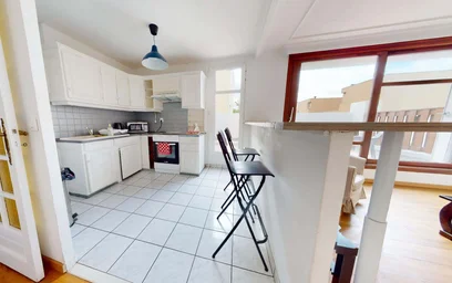 Özel oda konumu 25 Rue des Linandes Vertes, 95000 Cergy, France, 9 23 görüntüsü