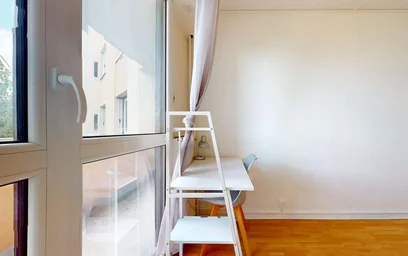 Quarto privado em 45 Rue de l'Oradou, 63000 Clermont-Ferrand, France, imagem 3 de 19
