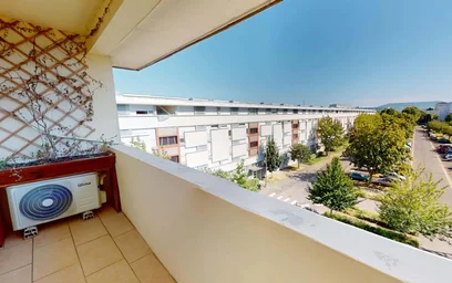 Quarto privado em 1 Rue des Trioux, 63100 Clermont-Ferrand, France, imagem 27 de 29