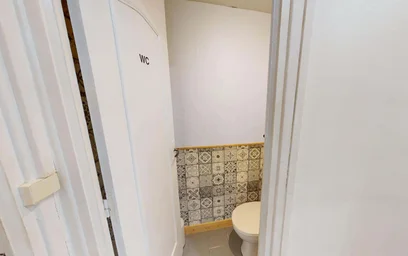 Całe miejsce 2 Rue de la Tour, 29200 Brest, France, obraz 11 17