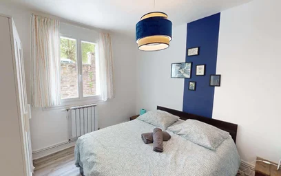 Całe miejsce 2 Rue de la Tour, 29200 Brest, France, obraz 17 17