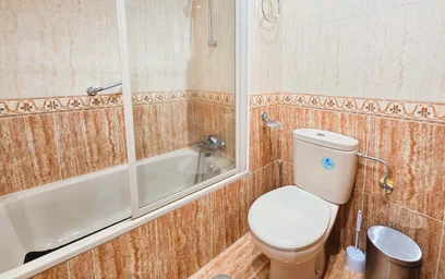 Private room at C. de Esteban Carros, 41, 1ob, Puente de Vallecas, 28053 Madrid, Spagna, image 11 of 15