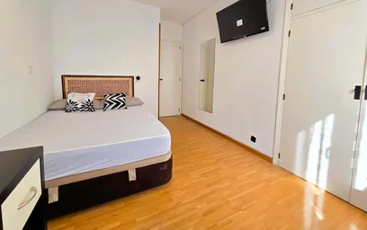 Private room at C. de Esteban Carros, 41, 1ob, Puente de Vallecas, 28053 Madrid, Spagna, image 3 of 15