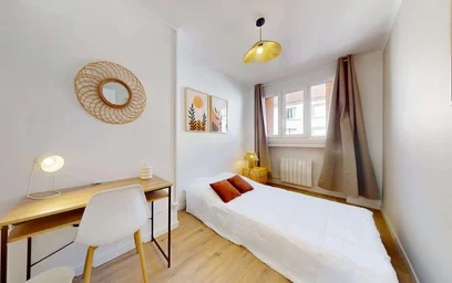 私人房间 在 5 Rue Charles Montaland, 69100 Villeurbanne, France, 14的图像2