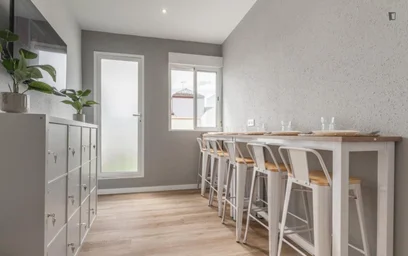 Shared room at Calle de Preciados, image 25 of 40