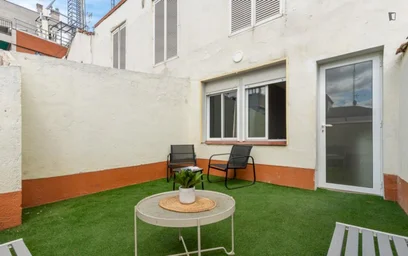 Shared room at Calle de Preciados, image 37 of 40