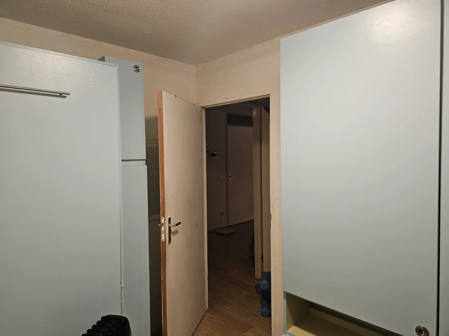 Habitación estudiantil económica cerca del campus en 