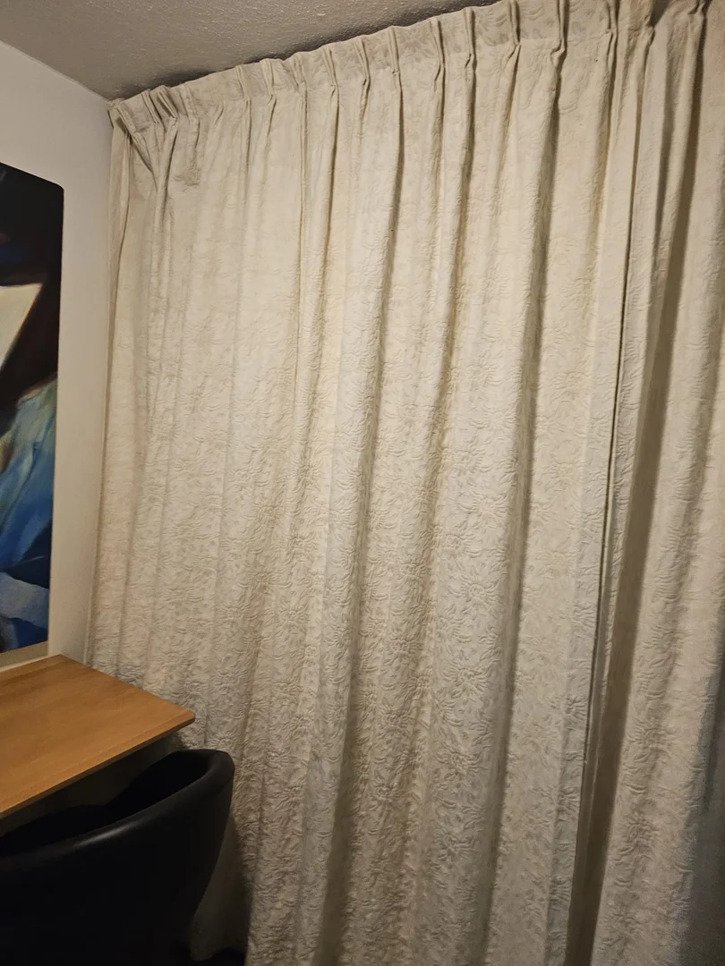 Habitación en apartamento estudiantil en alquiler en , completamente amueblado