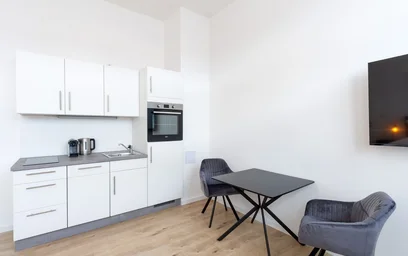 Entire apartment at Schulstraße, image 2 of 5