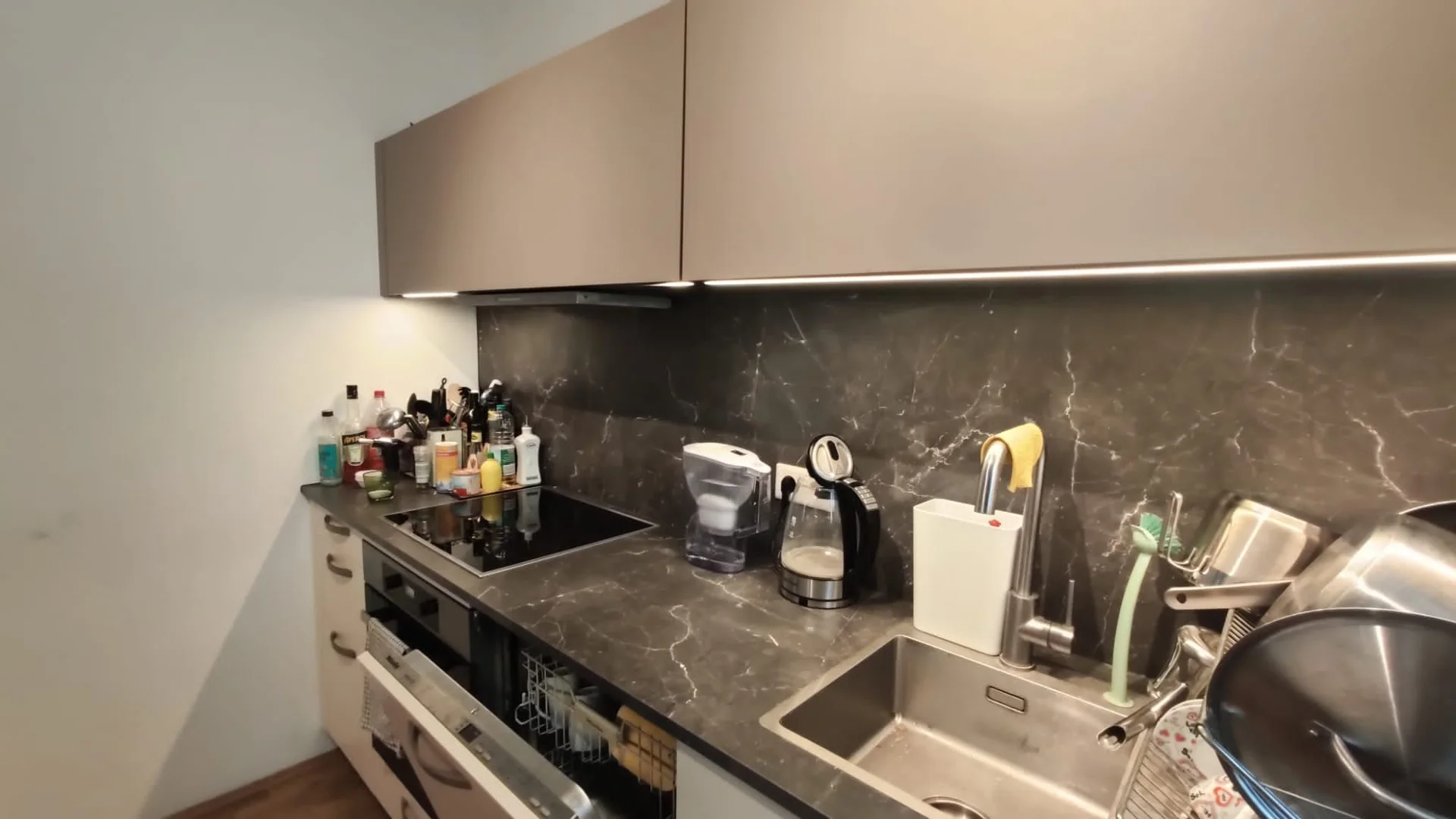 Budget-friendly student room close to campus in 
