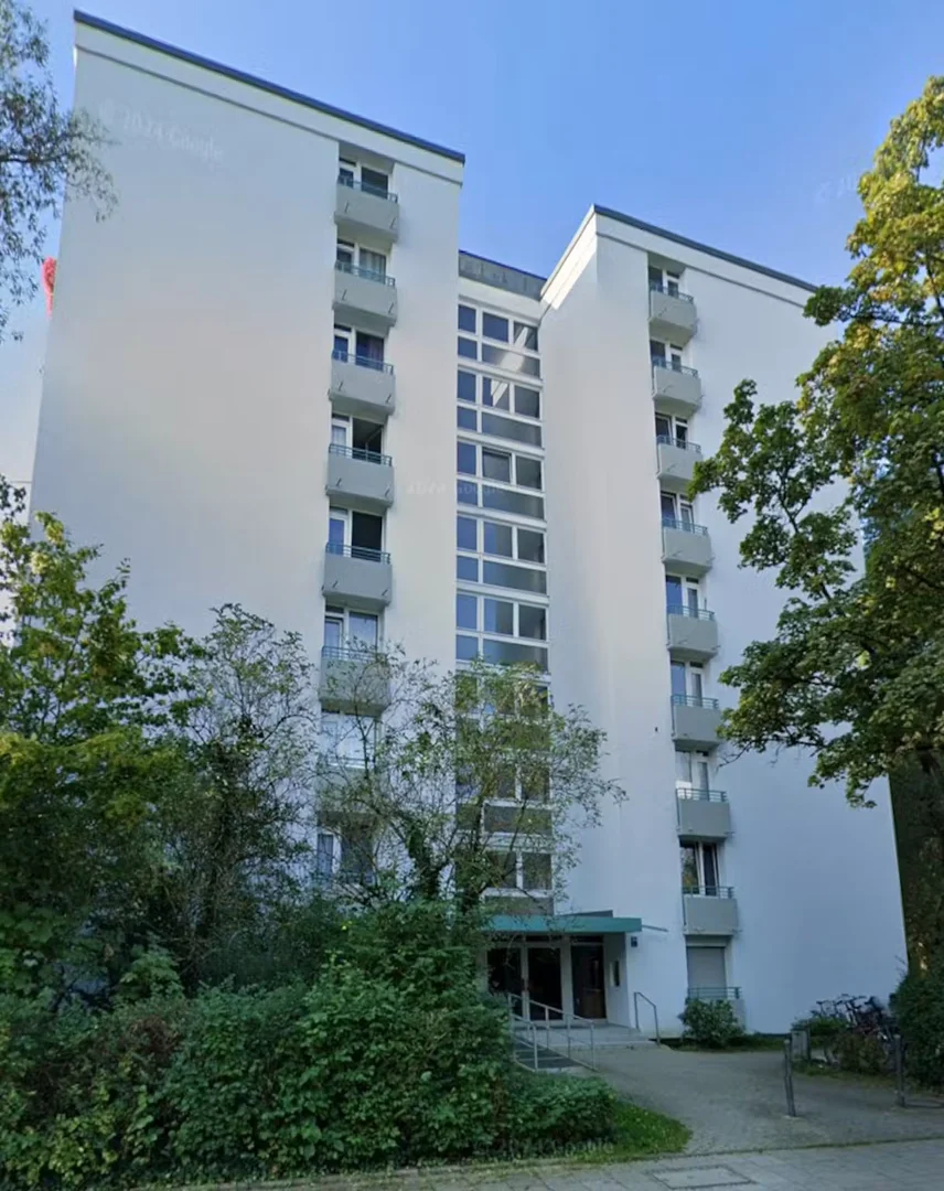 Denninger Straße, Bogenhausen