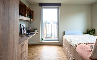 Modern and bright flat in {area}