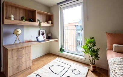 Entire apartment in residence at 6 S Marketgait, Dundee DD1 4BZ, UK, image 11 of 22