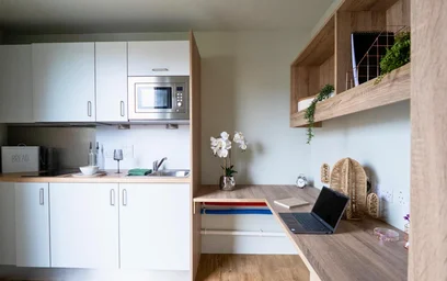 Entire apartment in residence at 6 S Marketgait, Dundee DD1 4BZ, UK, image 18 of 22