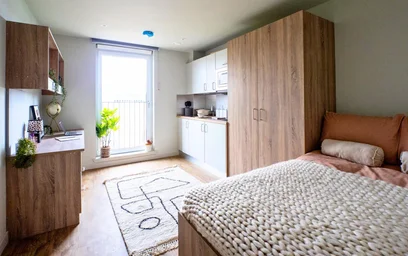 Entire apartment in residence at 6 S Marketgait, Dundee DD1 4BZ, UK, image 8 of 22