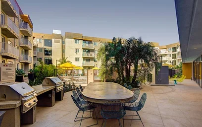 Estudio en residencia en 2215 Alcazar St, Los Angeles, CA 90033, United States, imagen 8 de 20