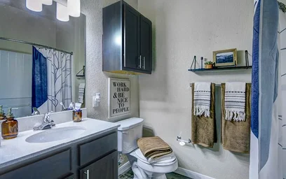 Appartamento intero in residence in 1001 UTA Blvd, Arlington, TX 76013, immagine 23 di 27