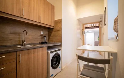 Logement entier à Király utca, VII. kerület, image 2 de 10
