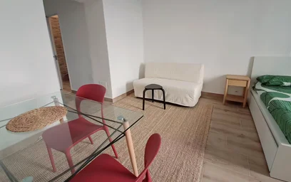 Logement entier à Via Savona, Giambellino, image 9 de 10