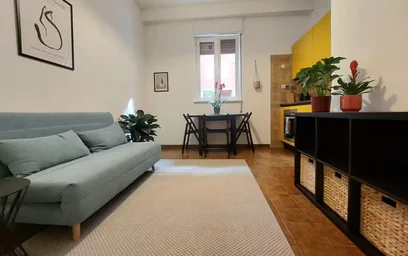 Logement entier à Via Vespri Siciliani, Giambellino, image 4 de 10