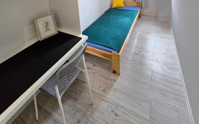 Private room at Aleje Jerozolimskie, image 1 of 7