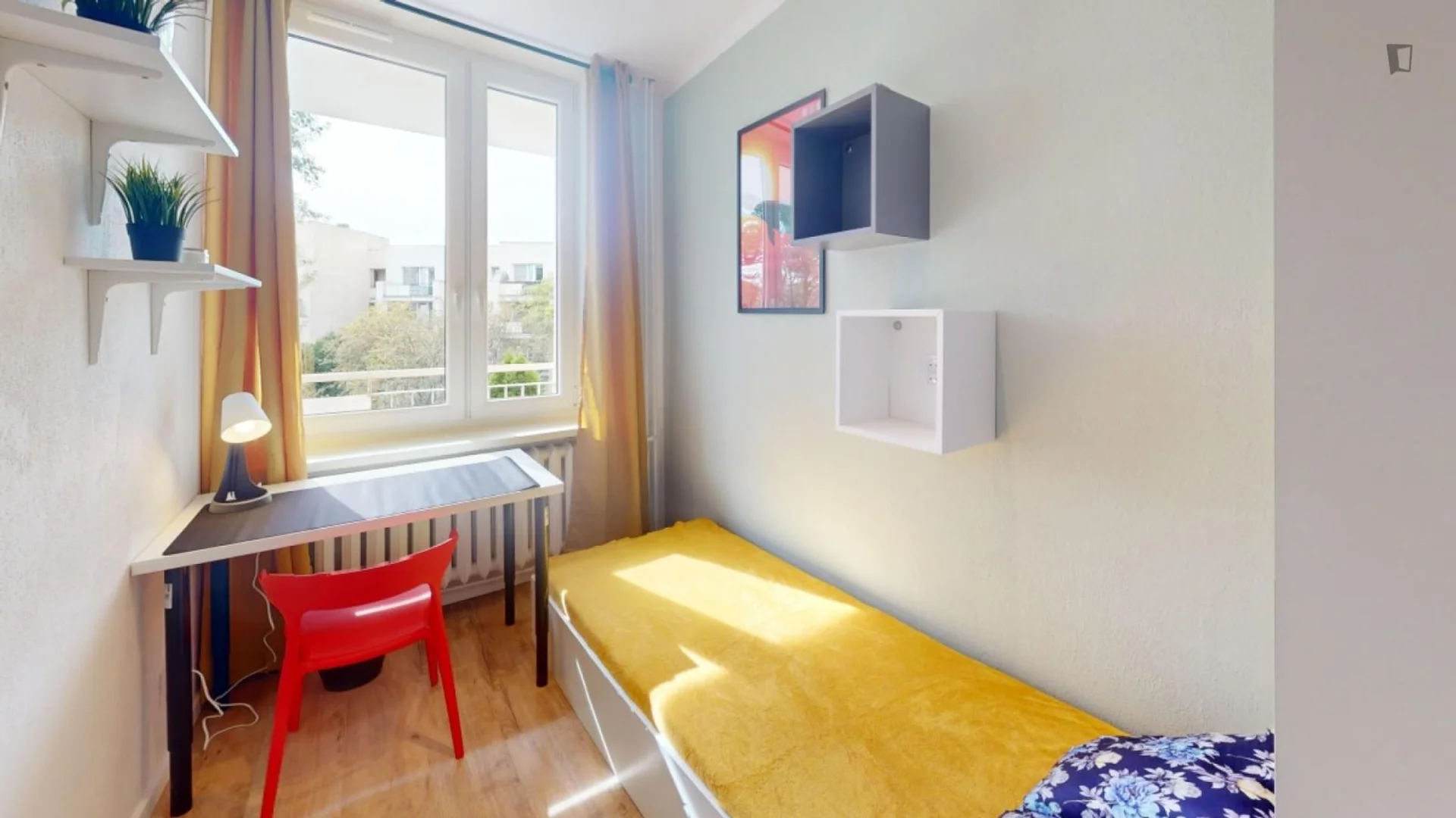 Bezahlbares Zimmer für Studenten mit ausreichender Beleuchtung in 