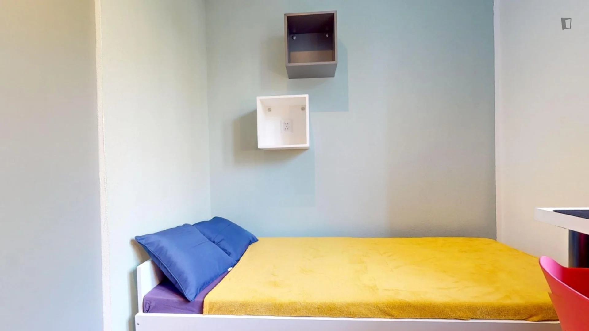 Bezahlbares Zimmer für Studenten mit ausreichender Beleuchtung in 