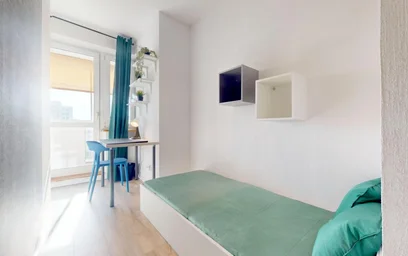 Günstiges Privatzimmer in {area}