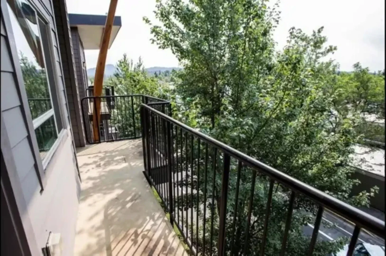 'de öğrenci dairesinde, tamamen mobilyalı kiralık oda