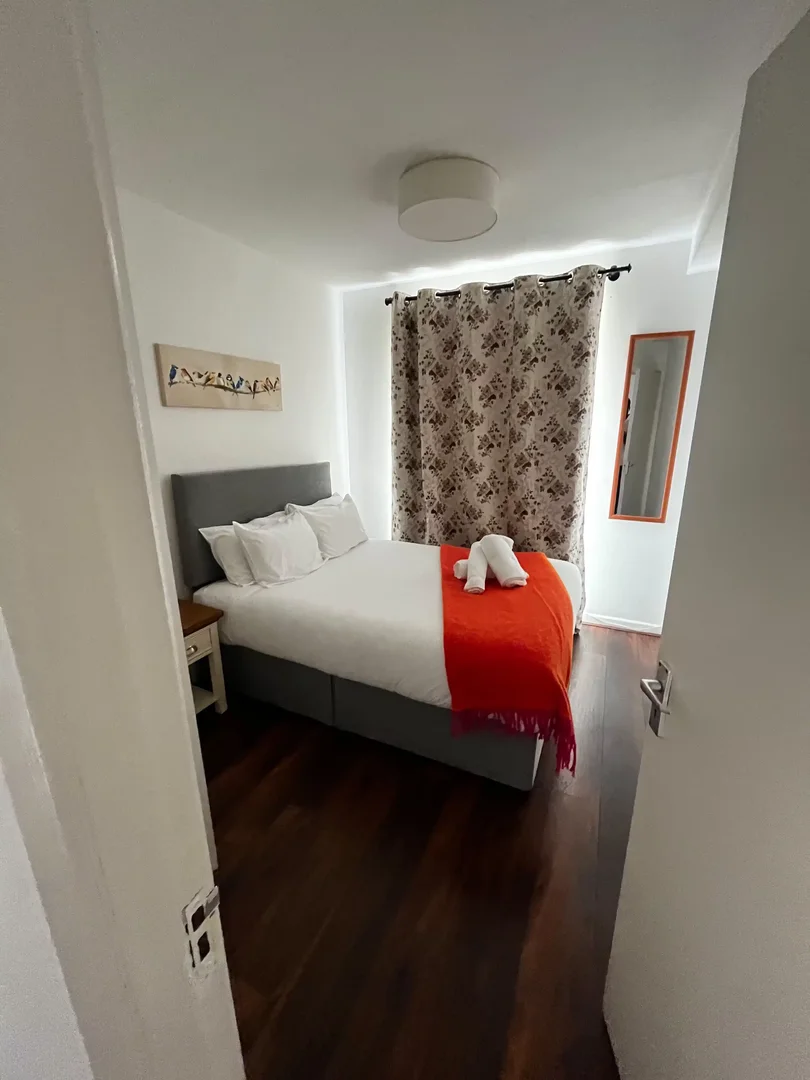 Room for rent in student apartment in , fully furnished