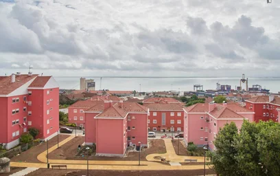 Entire apartment at Rua Quinta da Aduela, image 21 of 22