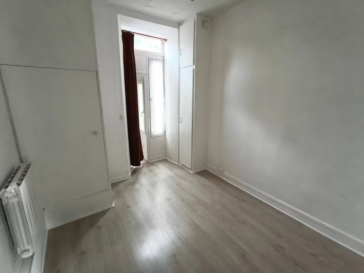 Komfortables und geräumiges Studentenzimmer in 